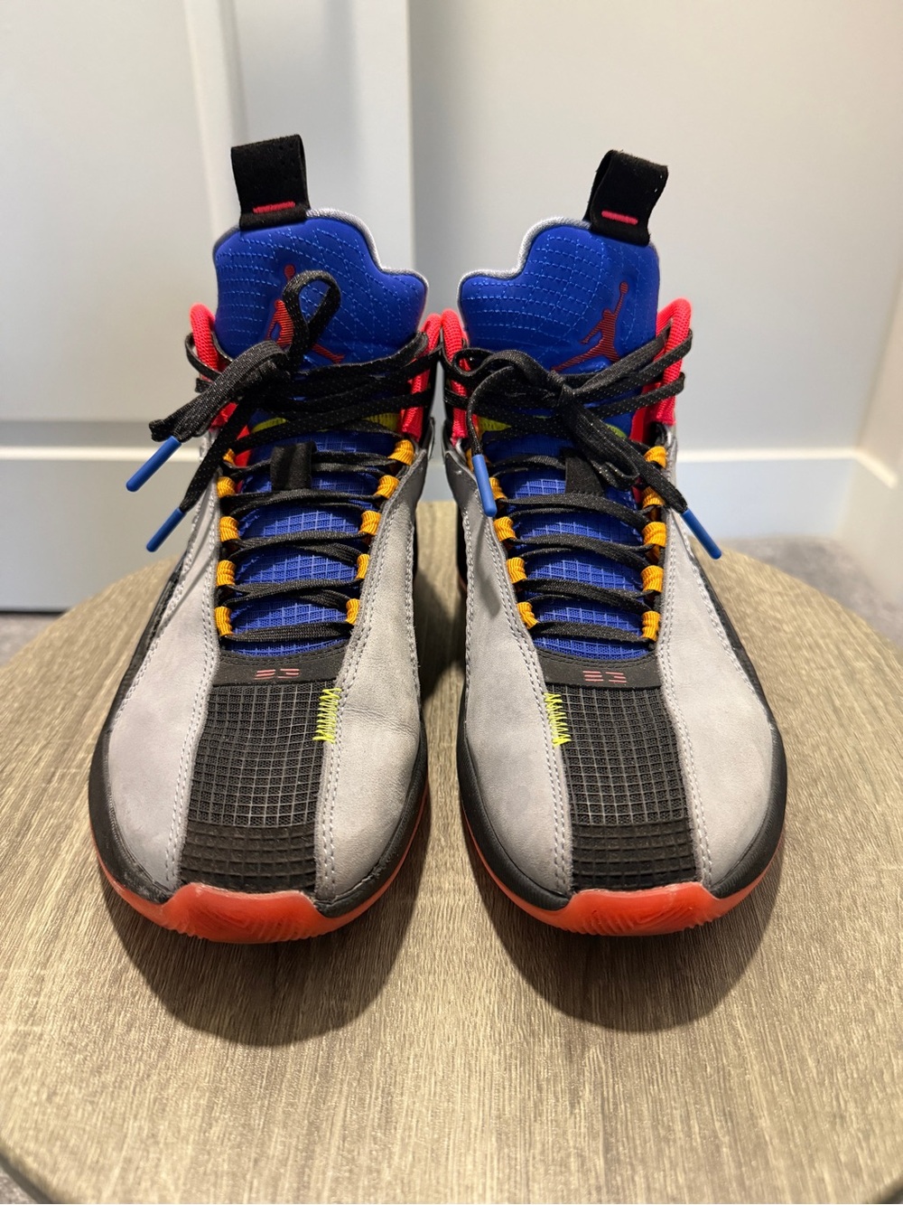 *SOLD* JORDAN 35 - CENTER OF GRAVITY